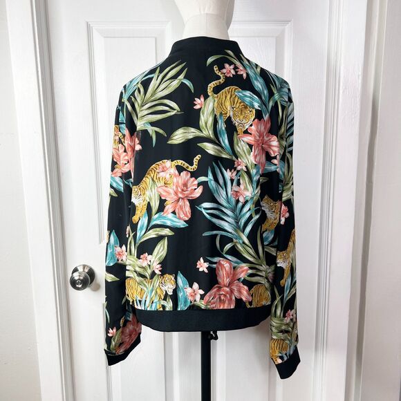 Forever 21 | Contemporary | Jungle Tiger Animal Print | Lightweight | Sz XL - Picture 2 of 7